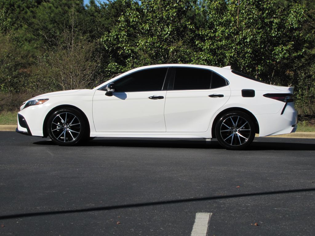 2022 Toyota Camry Image 5