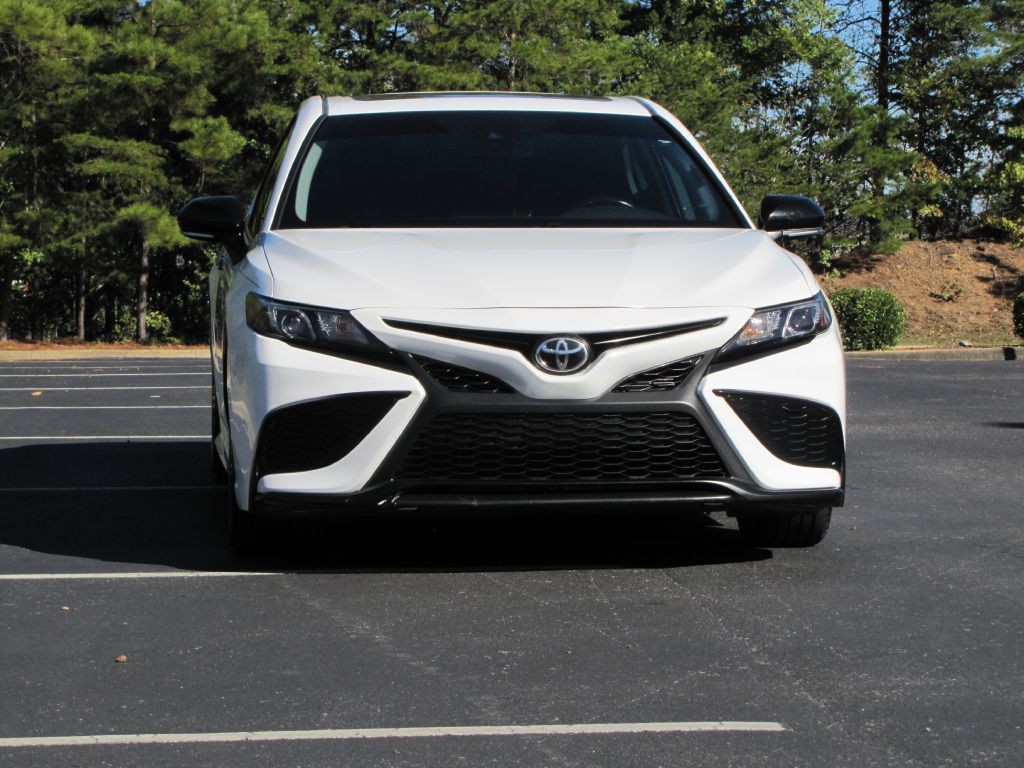 2022 Toyota Camry Image 9