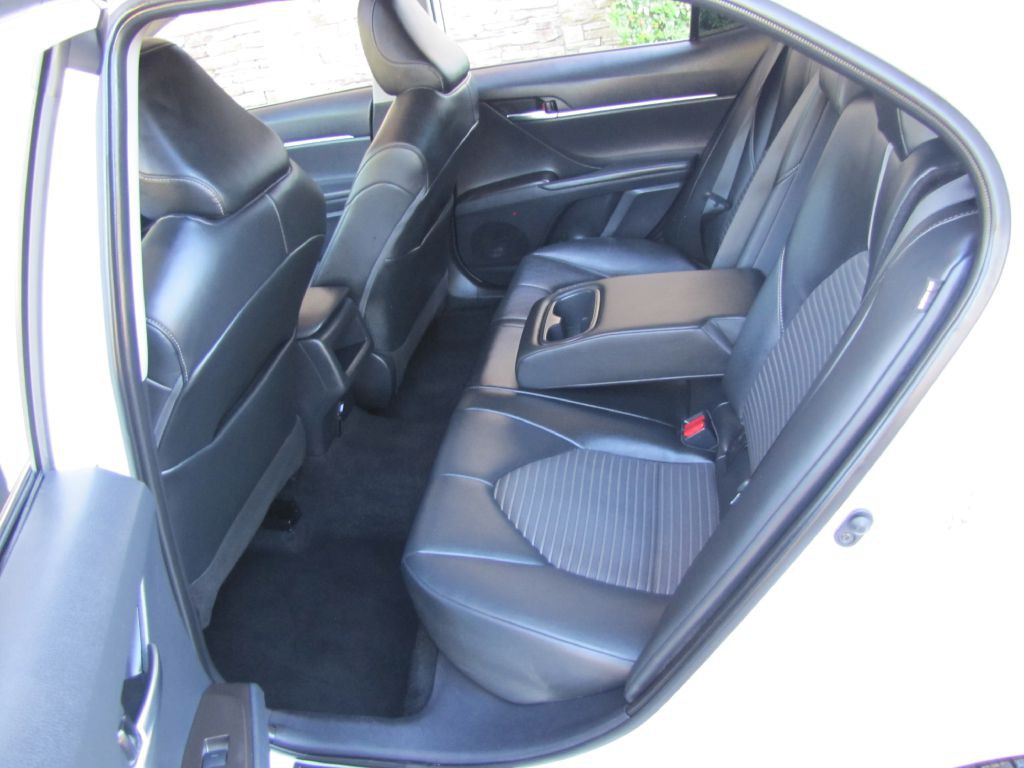 2022 Toyota Camry Image 17