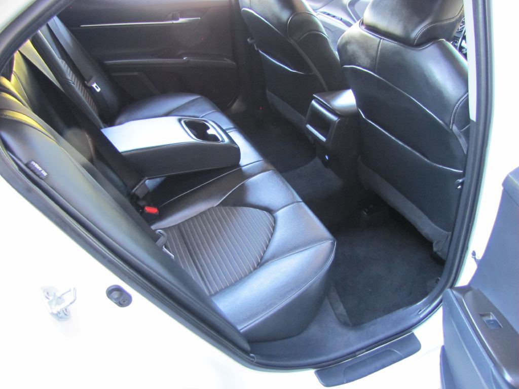 2022 Toyota Camry Image 20
