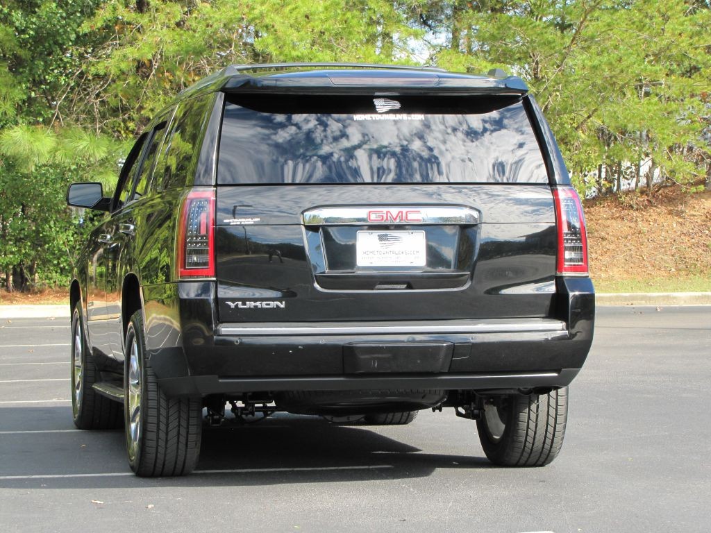 2016 GMC Yukon Image 11
