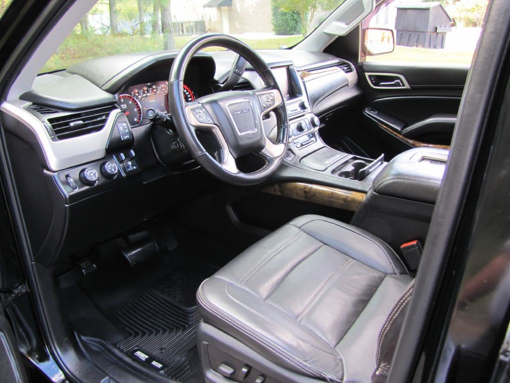 2016 GMC Yukon Image 13