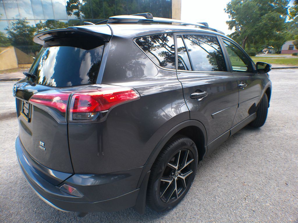 2018 Toyota Rav4 Image 3