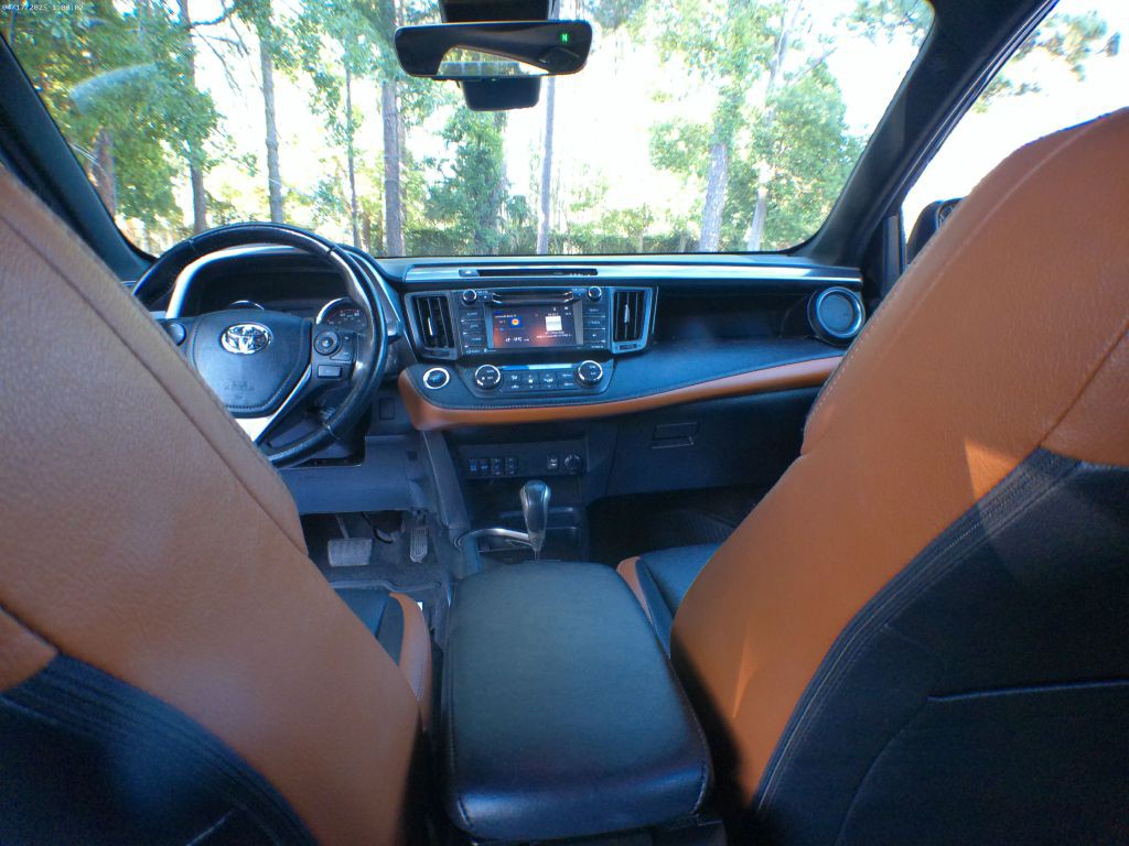 2018 Toyota Rav4 Image 13