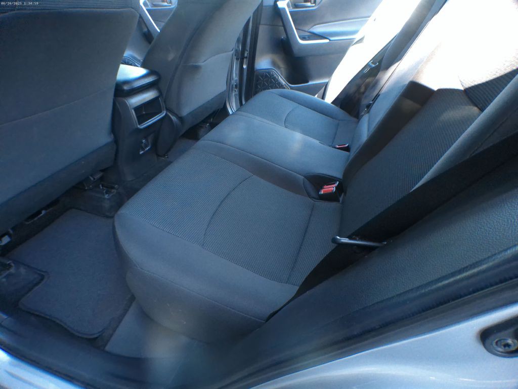 2021 Toyota Rav4 Image 7
