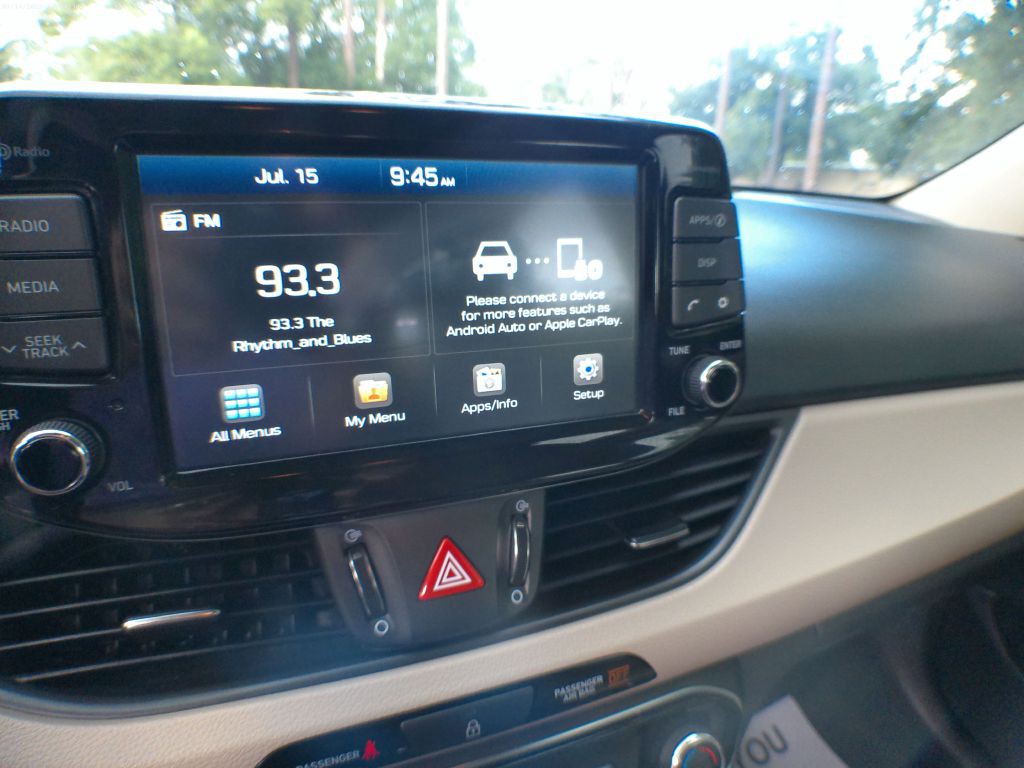2020 Hyundai Elantra Image 12
