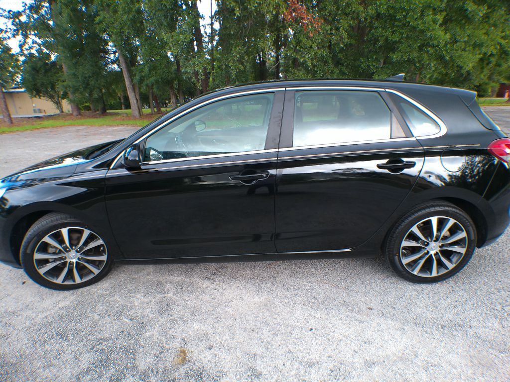 2020 Hyundai Elantra Image 16