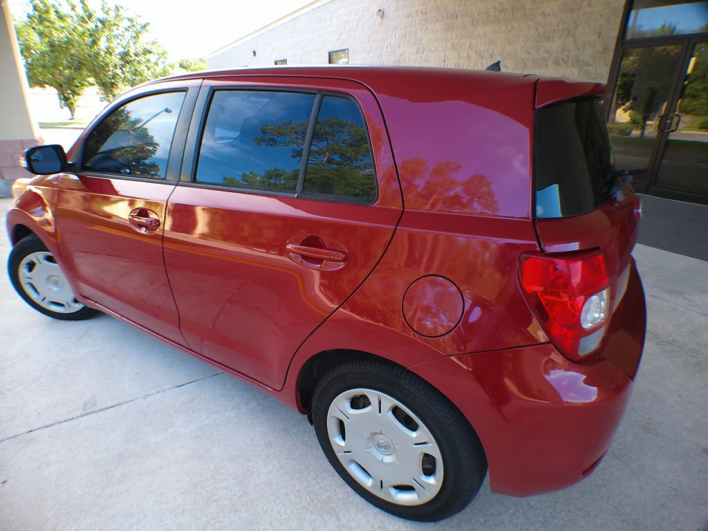 2009 Scion xD Image 4