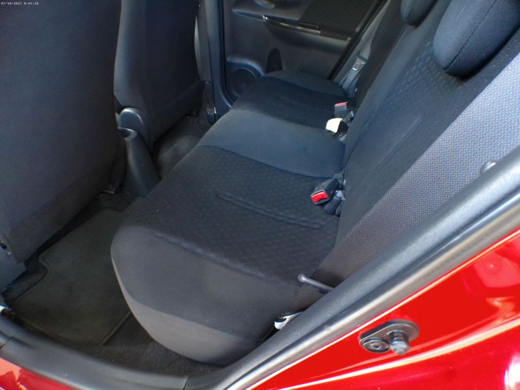 2009 Scion xD Image 7