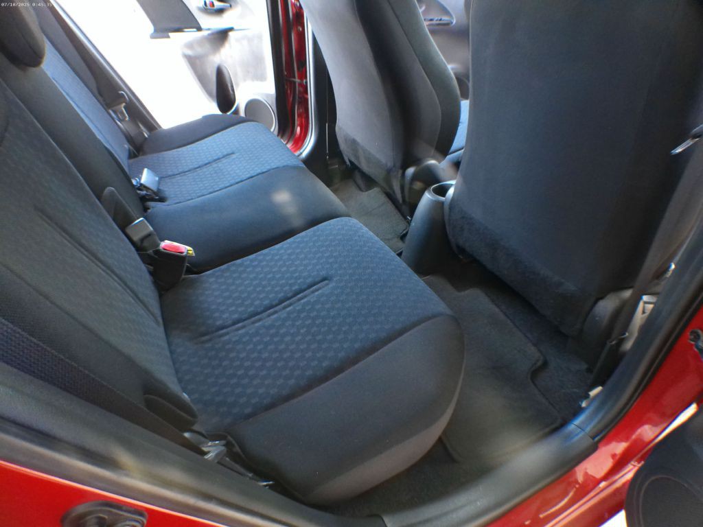 2009 Scion xD Image 9