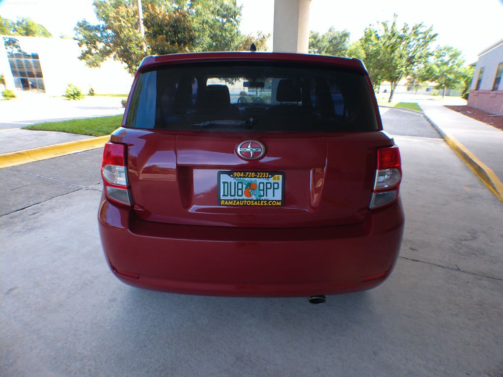 2009 Scion xD Image 19