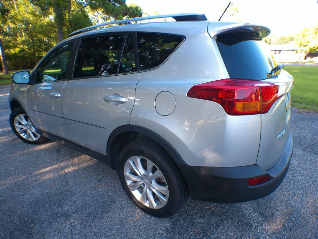 2014 Toyota Rav4 Image 4