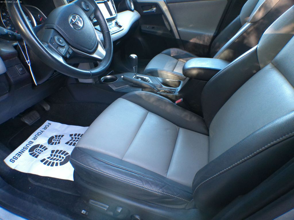 2014 Toyota Rav4 Image 5