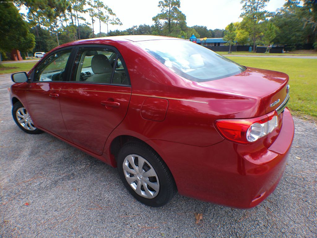 2011 Toyota Corolla Image 4