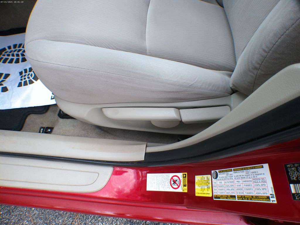 2011 Toyota Corolla Image 10