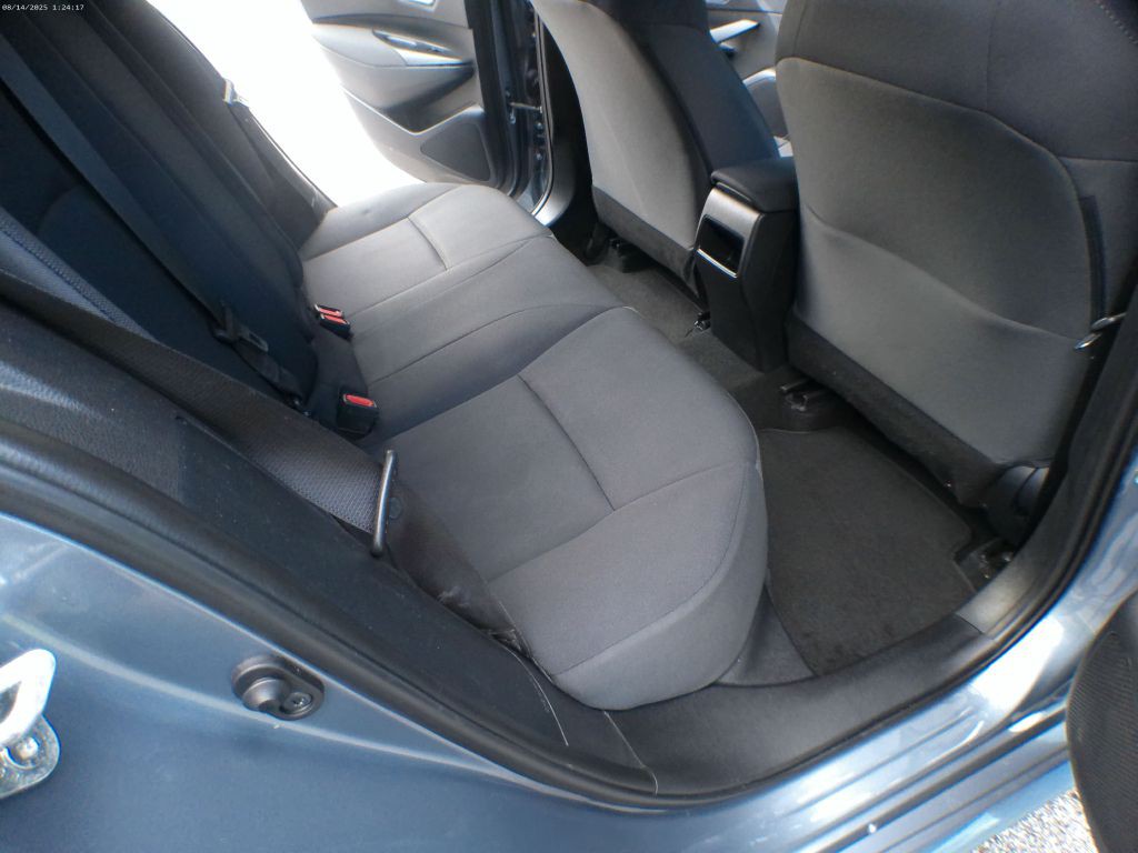 2021 Toyota Corolla Image 8