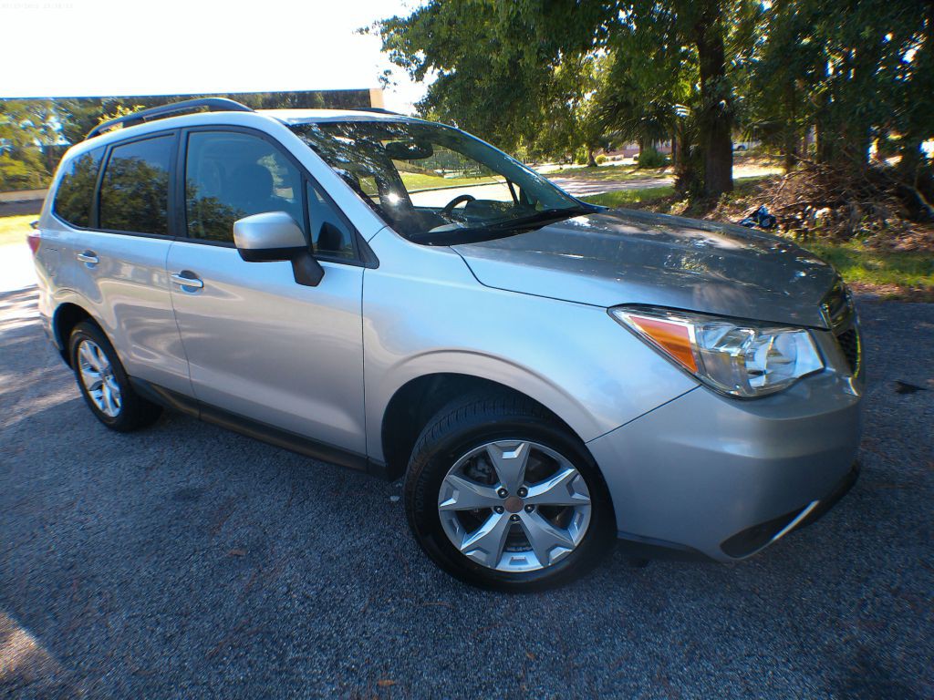 2015 Subaru Forester Image 2