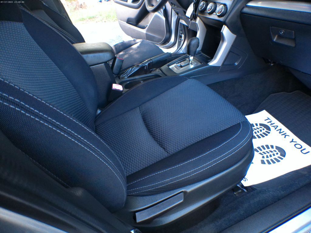 2015 Subaru Forester Image 9