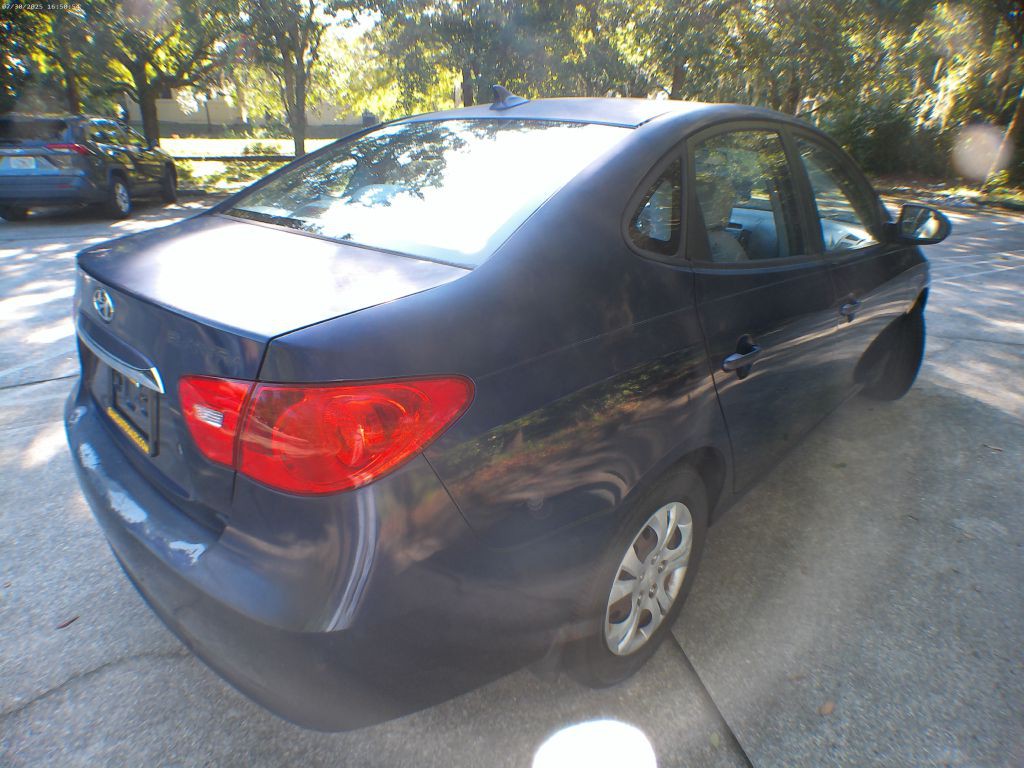 2010 Hyundai Elantra Image 3