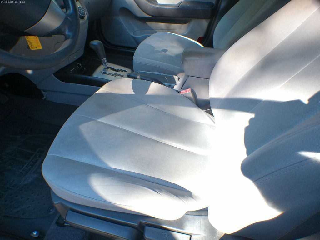 2010 Hyundai Elantra Image 7