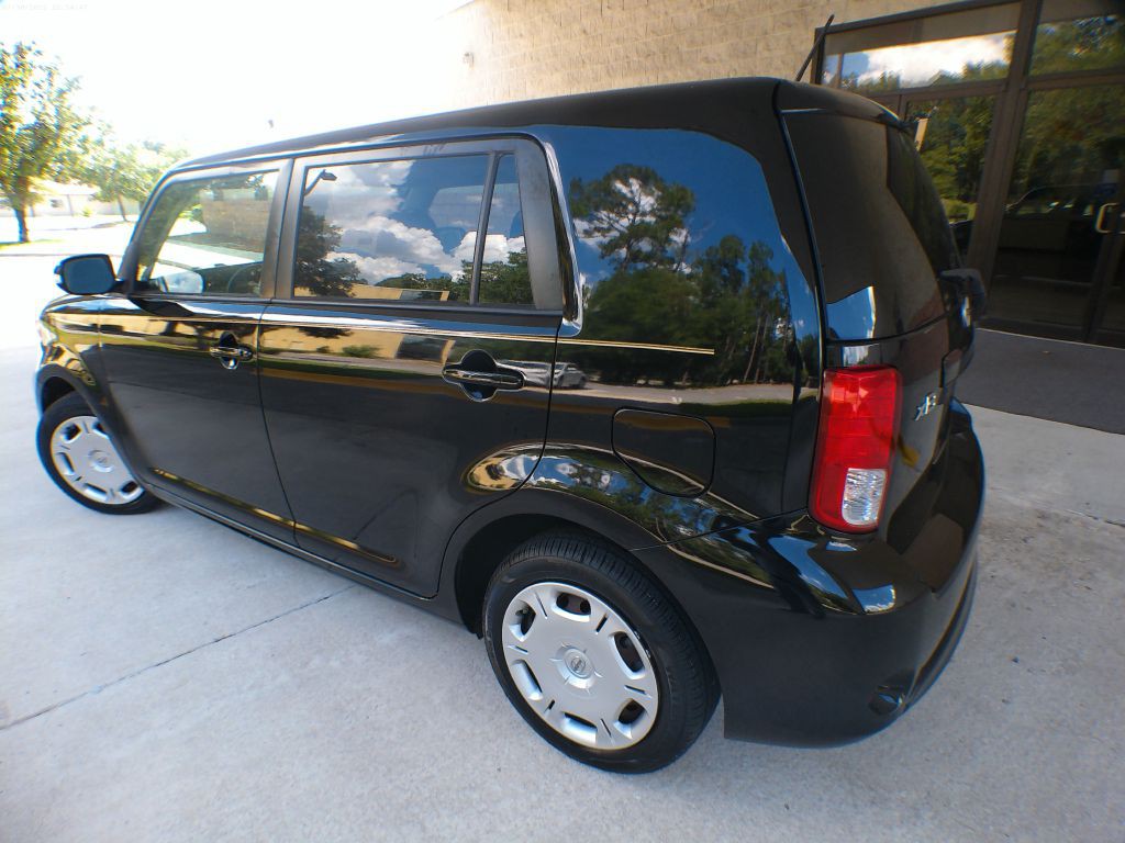 2014 Scion xB Image 4