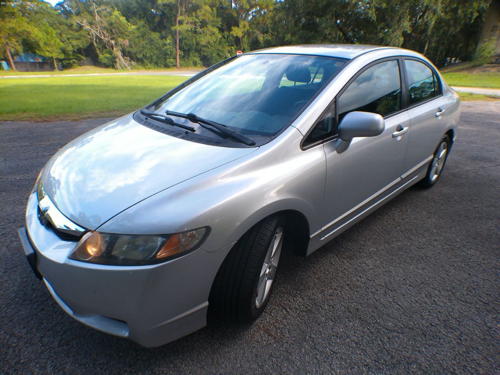 2010 Honda Civic Image 1