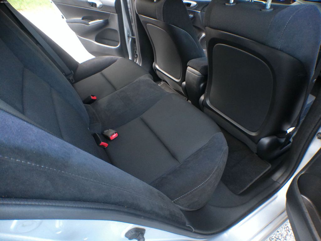 2010 Honda Civic Image 8