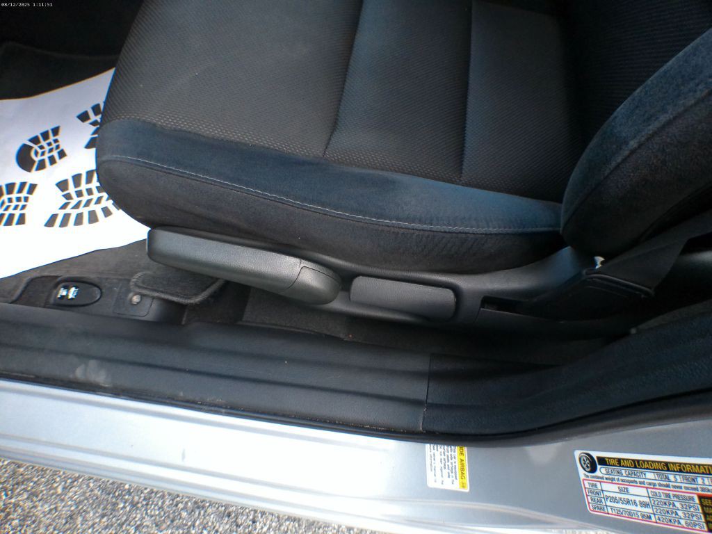 2010 Honda Civic Image 10