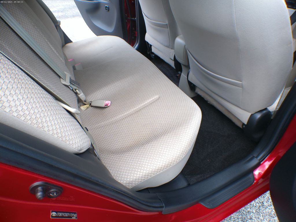 2007 Toyota Yaris Image 7