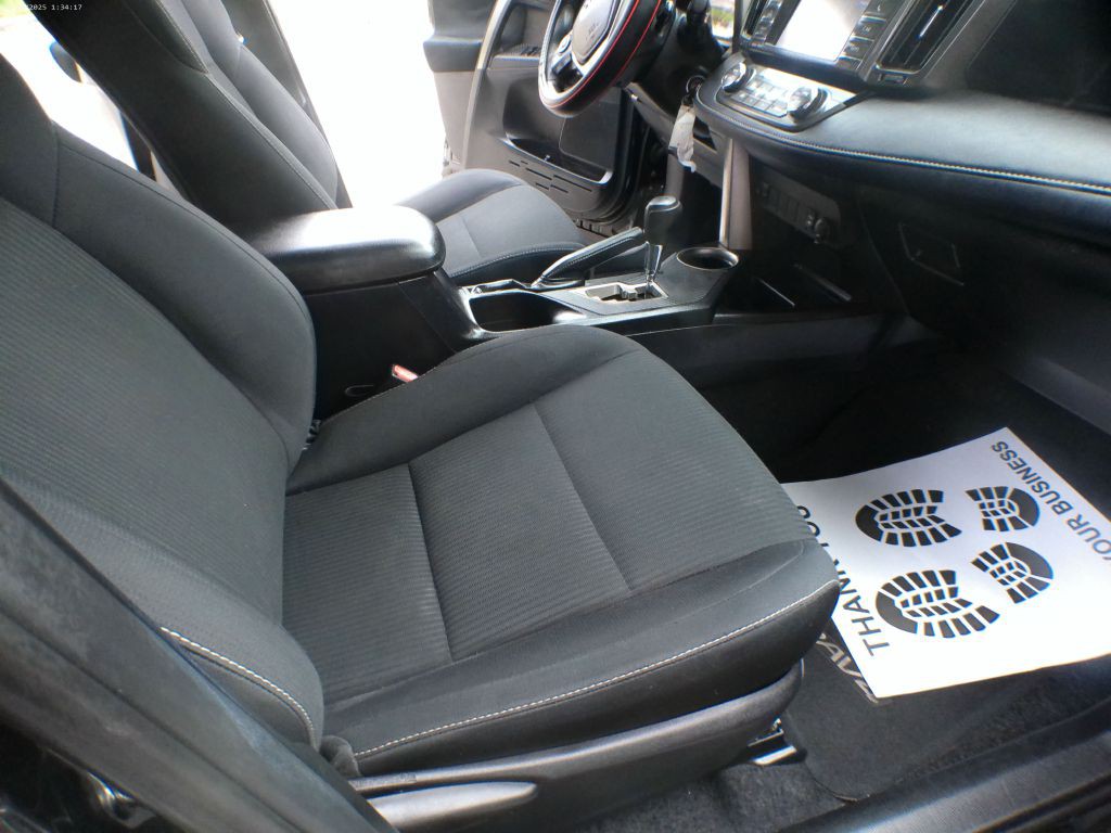 2013 Toyota Rav4 Image 7