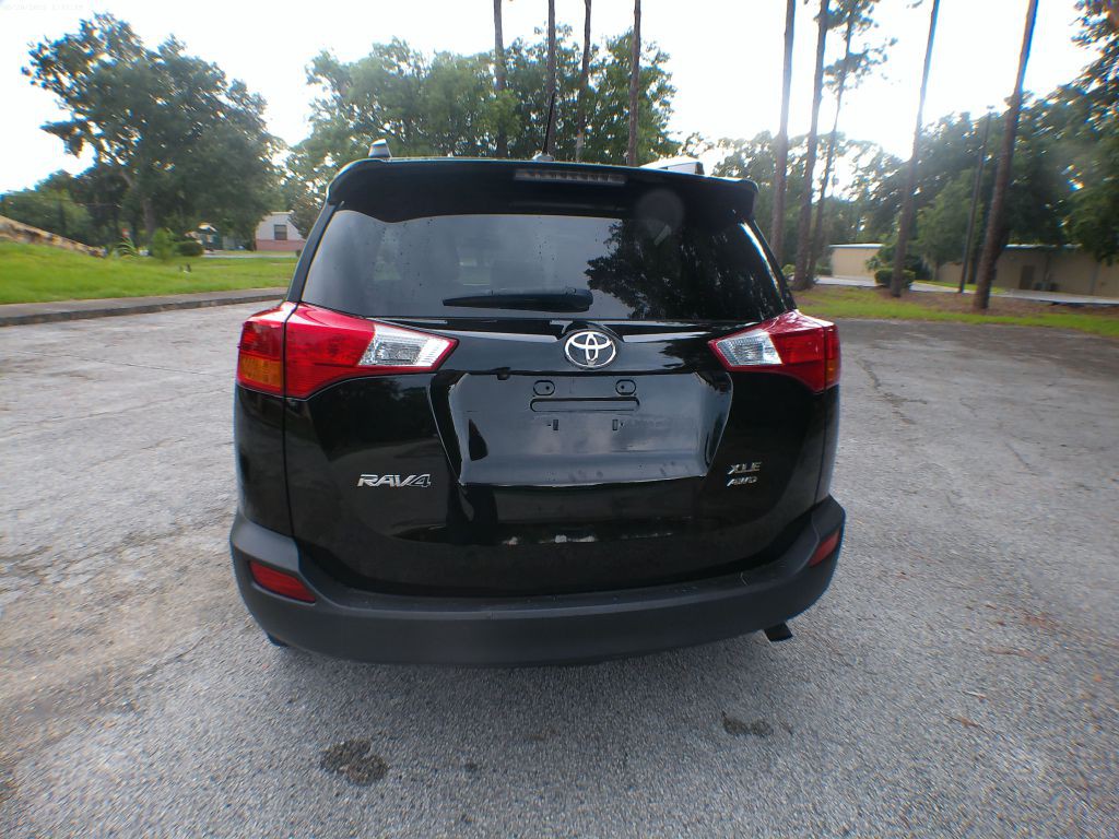 2013 Toyota Rav4 Image 12