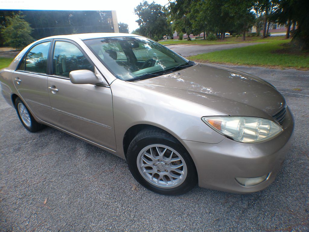 2006 Toyota Camry Image 2