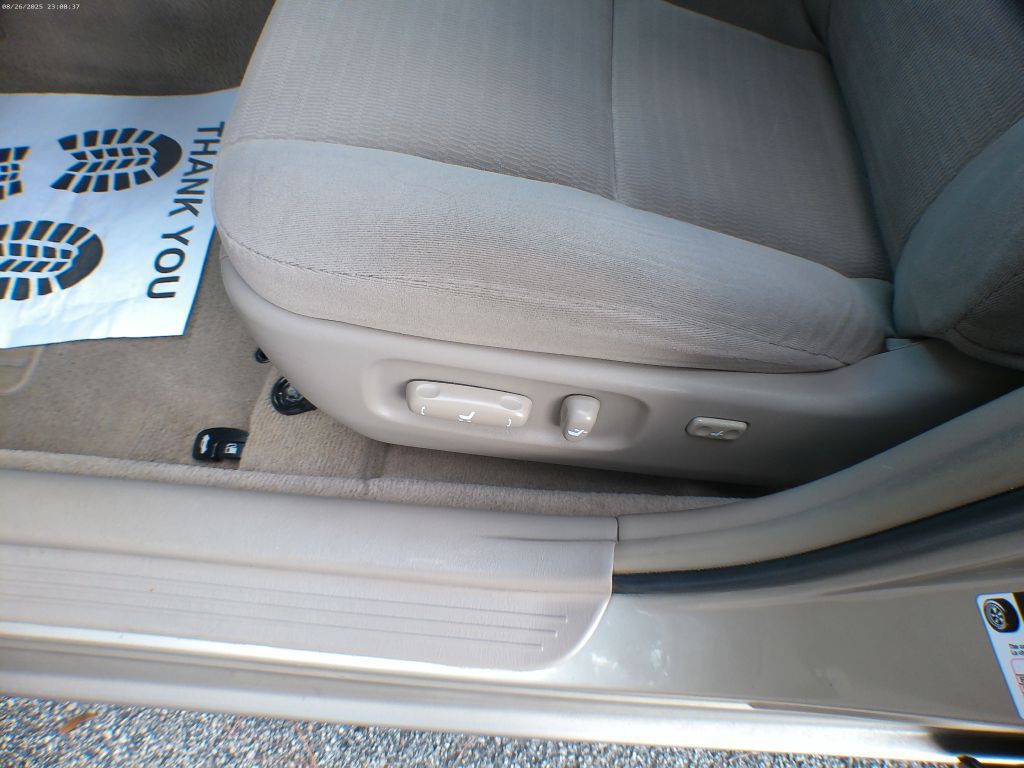 2006 Toyota Camry Image 10