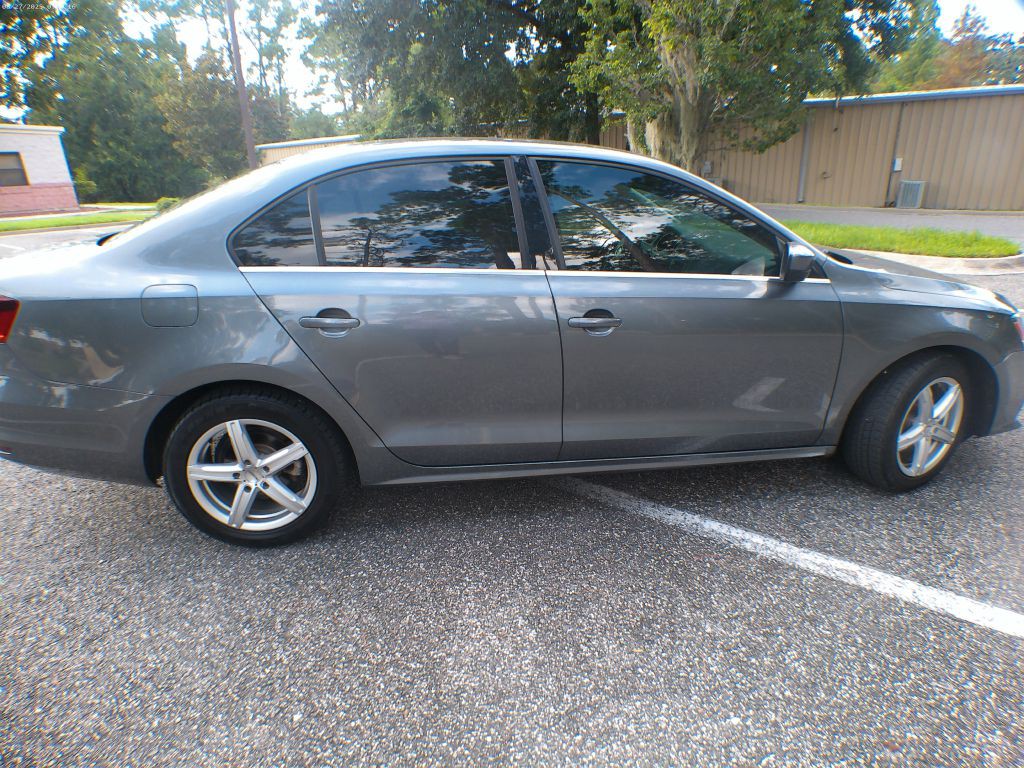 2017 Volkswagen Jetta Image 17