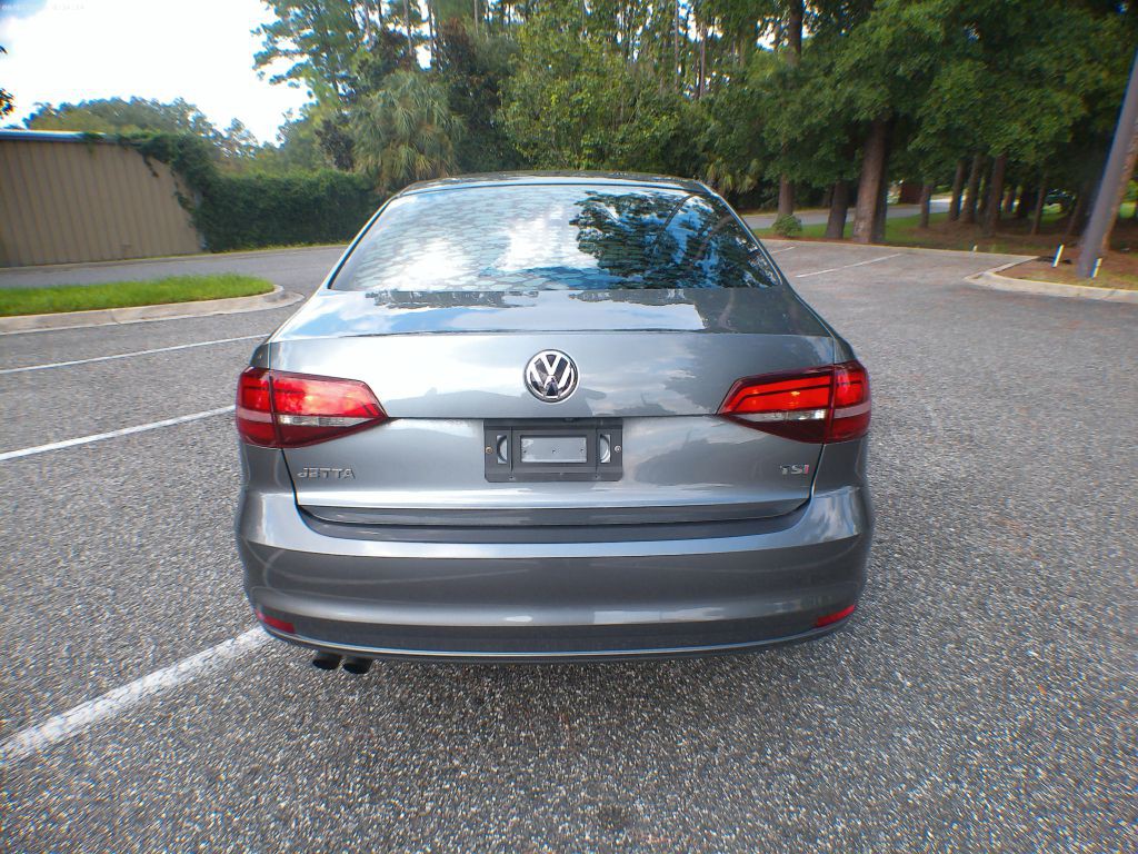 2017 Volkswagen Jetta Image 18