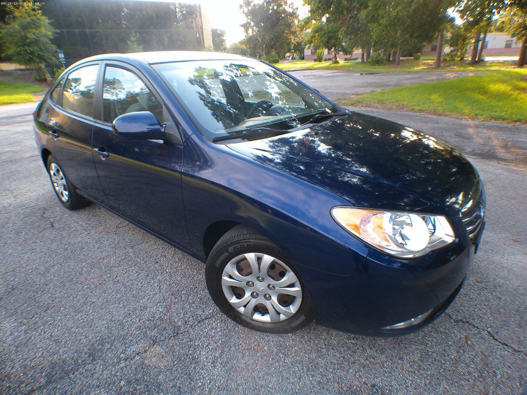 2010 Hyundai Elantra Image 2