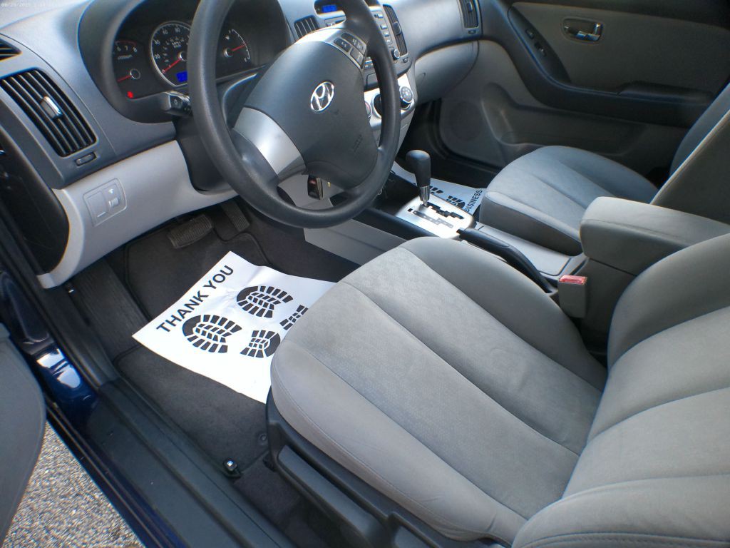 2010 Hyundai Elantra Image 5