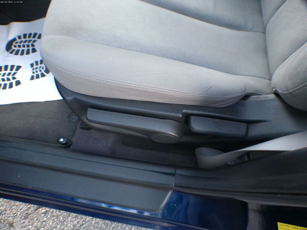 2010 Hyundai Elantra Image 10