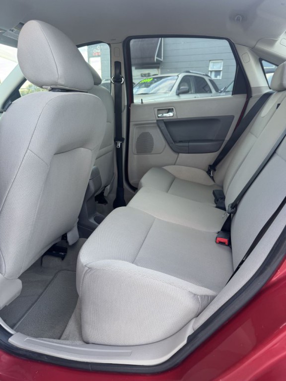 2009 Ford Focus Image 5