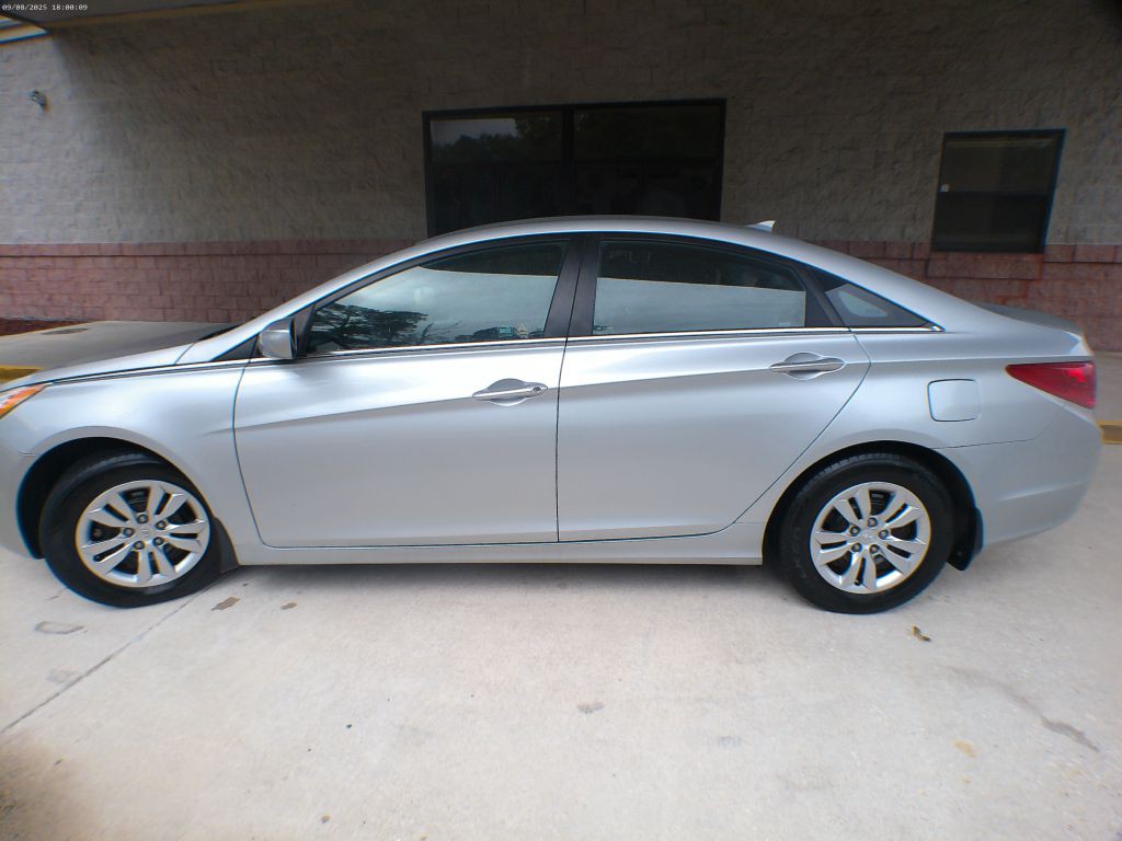 2013 Hyundai Sonata Image 14