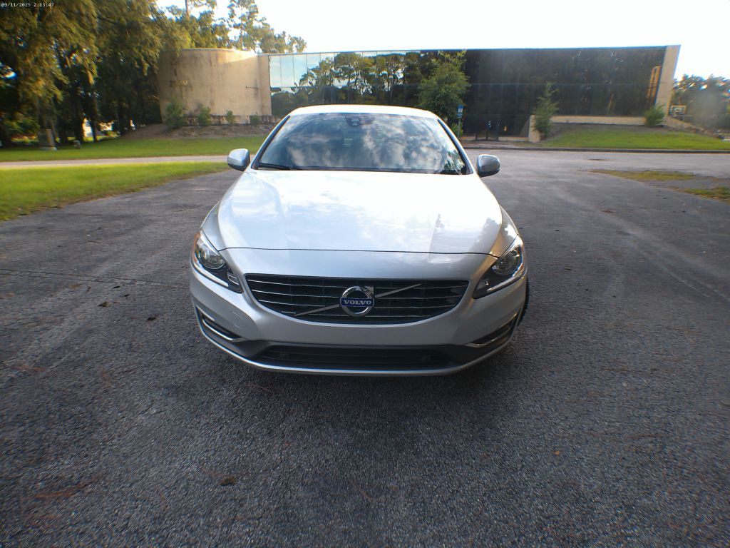 2015 Volvo S60 Image 17