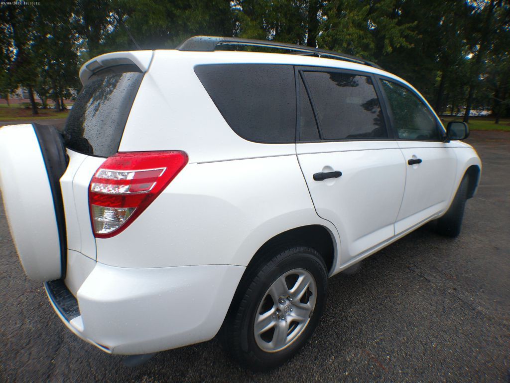 2010 Toyota Rav4 Image 3