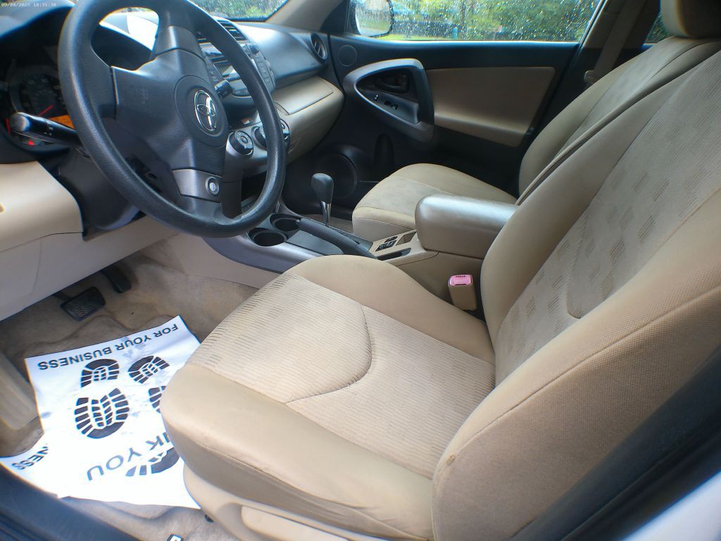 2010 Toyota Rav4 Image 5
