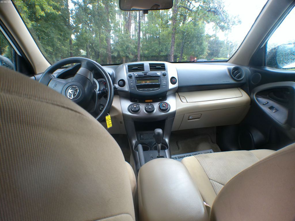 2010 Toyota Rav4 Image 9