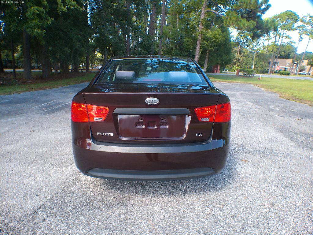 2011 Kia Forte Image 8