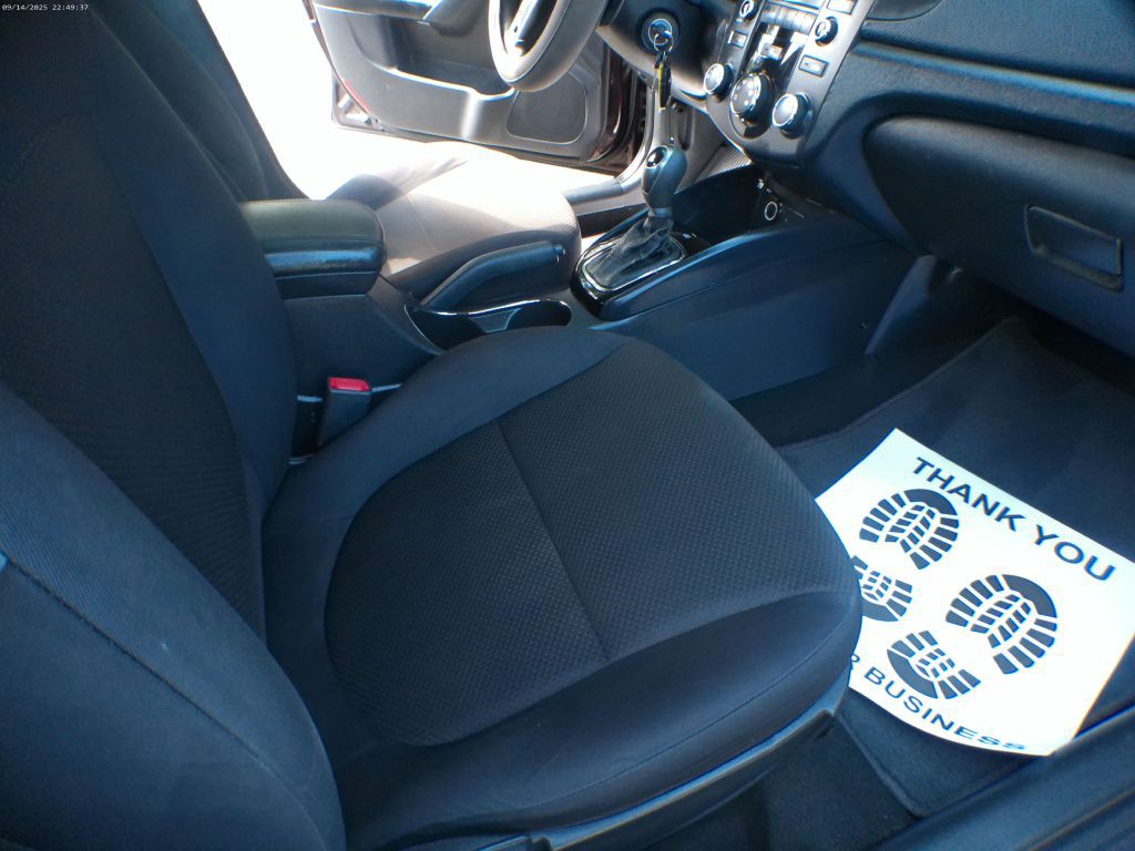 2011 Kia Forte Image 10