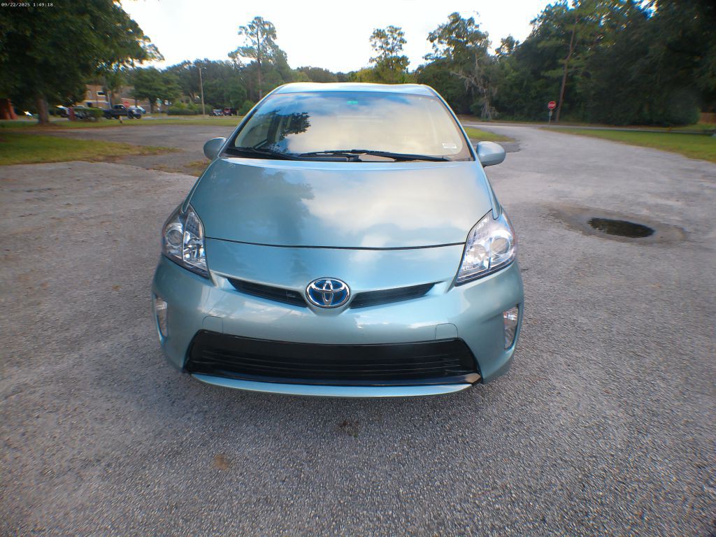2014 Toyota Prius Image 5