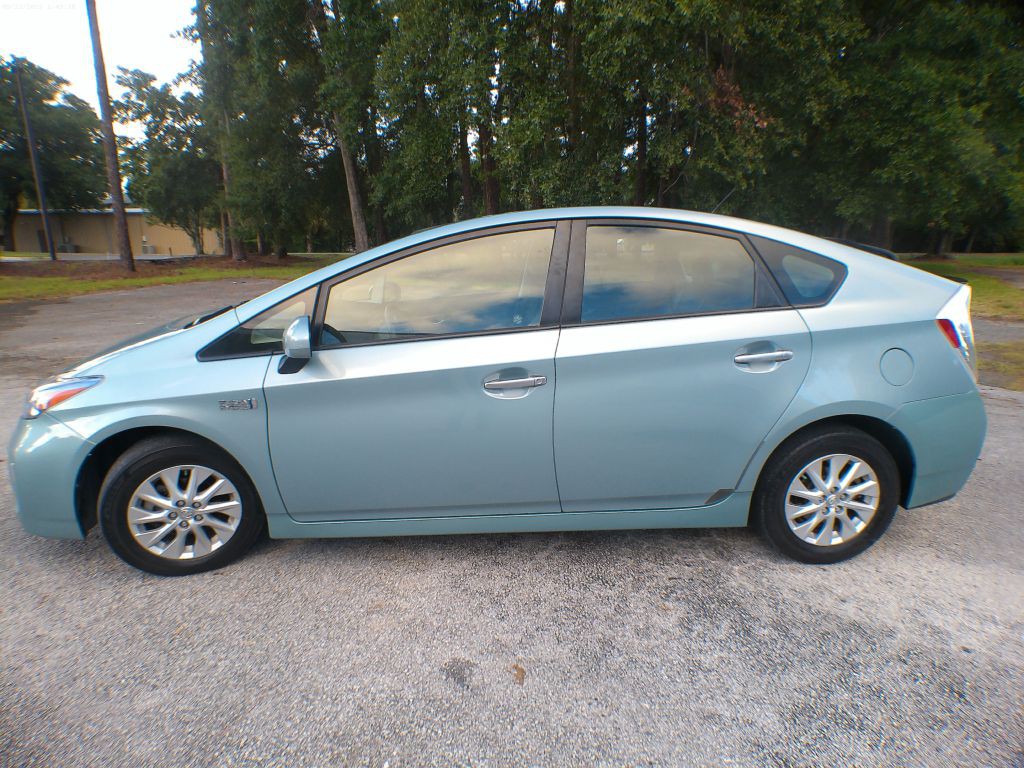 2014 Toyota Prius Image 6