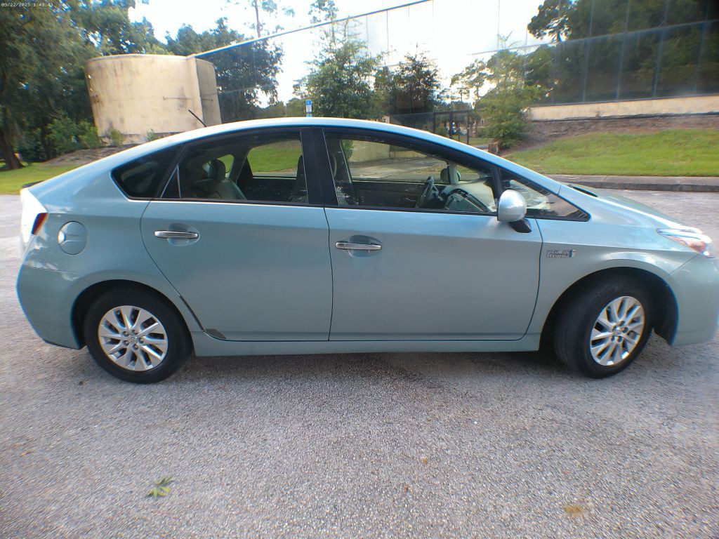 2014 Toyota Prius Image 7