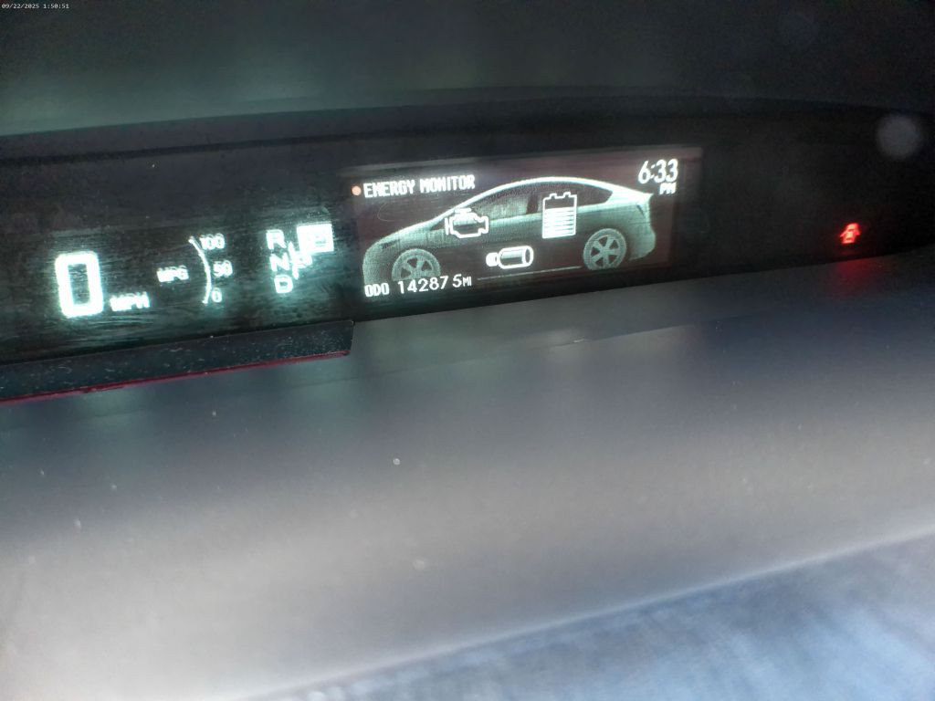 2014 Toyota Prius Image 13